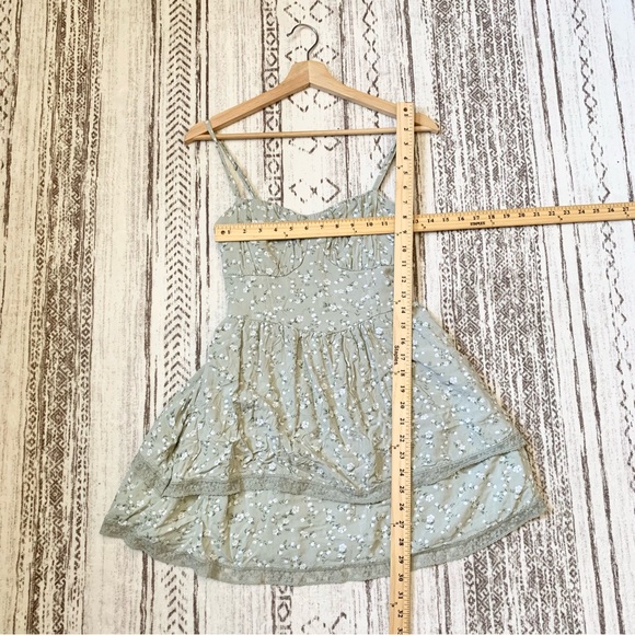 Hollister Green Floral Bustier Smock Dress Size Small - Picture 7 of 9